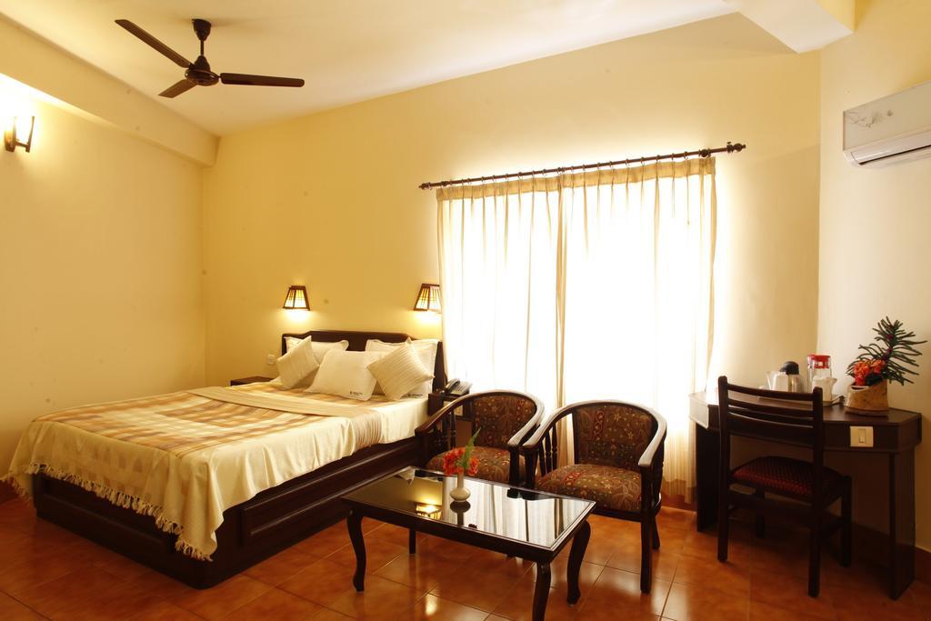 Michaels Inn Thekkady Kültér fotó