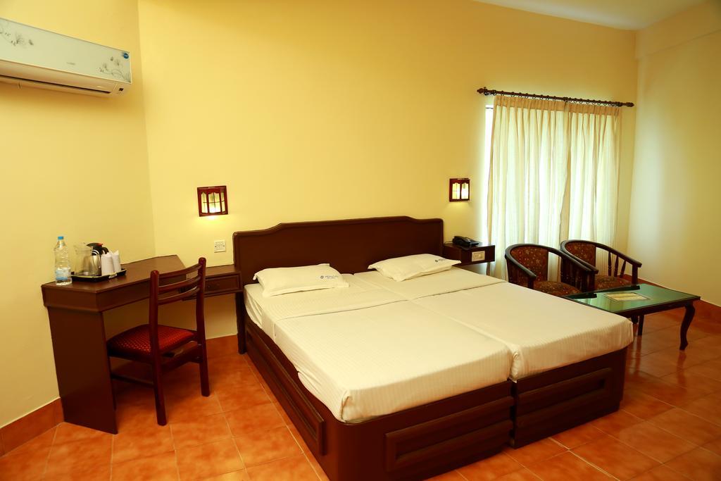 Michaels Inn Thekkady Kültér fotó