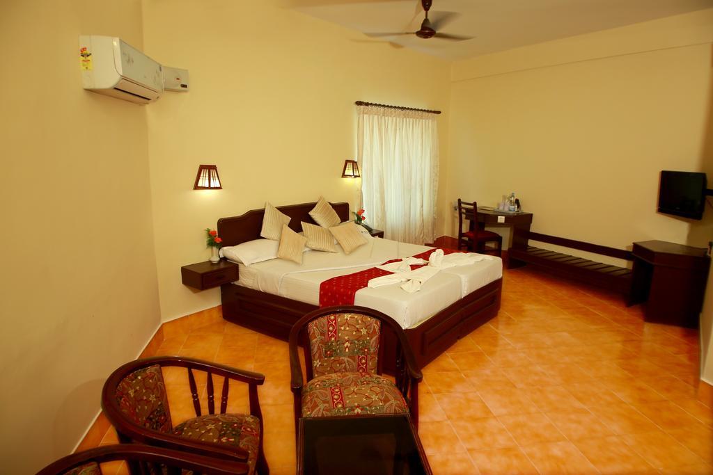 Michaels Inn Thekkady Kültér fotó