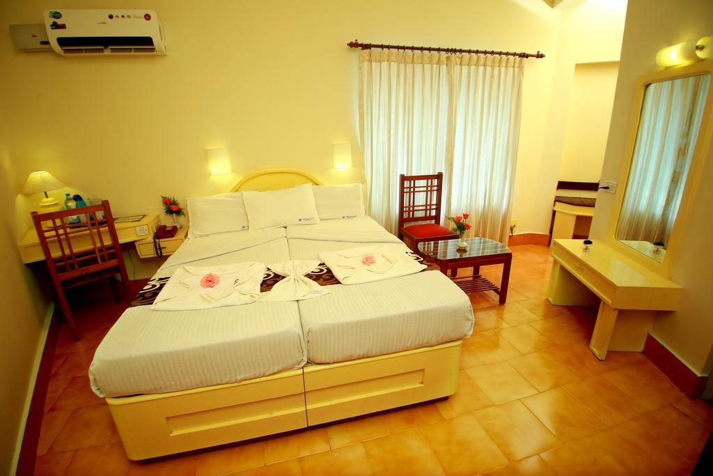 Michaels Inn Thekkady Kültér fotó